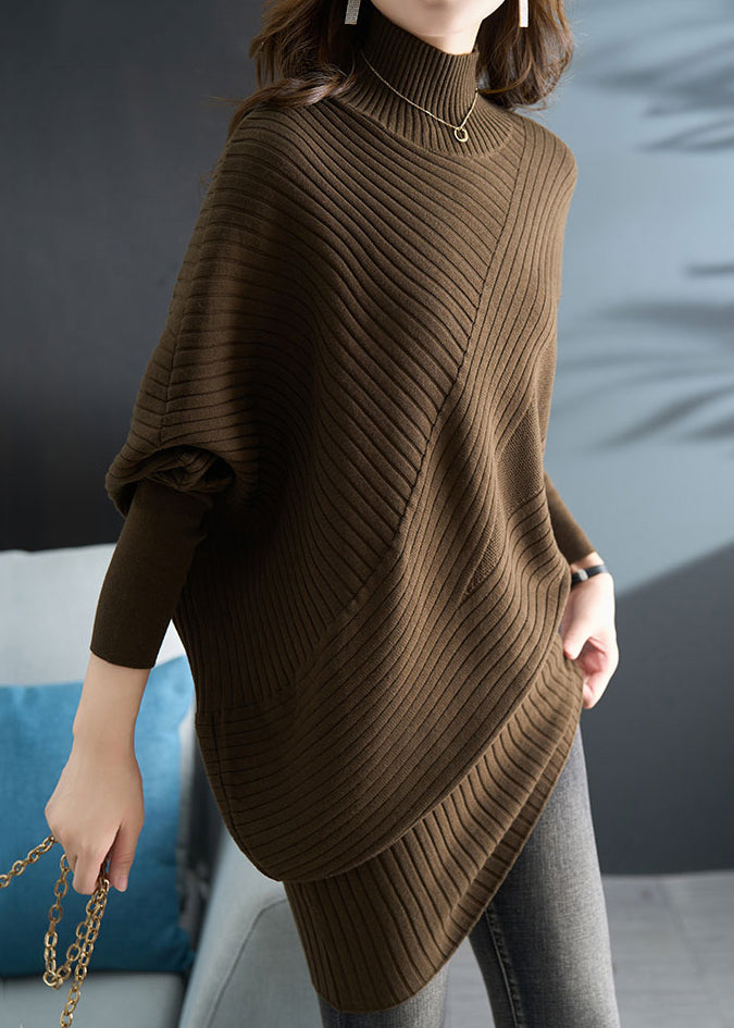 Classic Vintage Sweater with a Flattering Fit