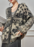 Effortlessly Elegant Cardigan with a Timeless Design