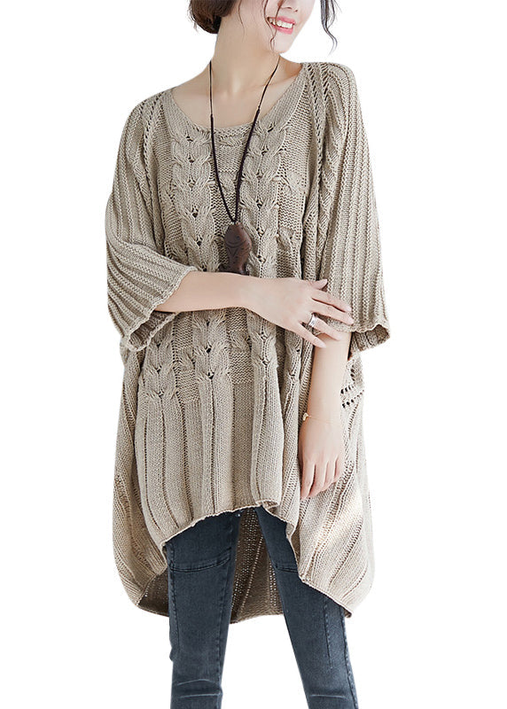 Well Tailored Top with a Graceful Silhouette