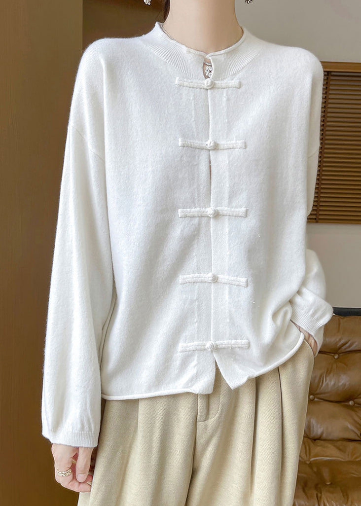 Elegantly Styled Coat for Everyday Wear