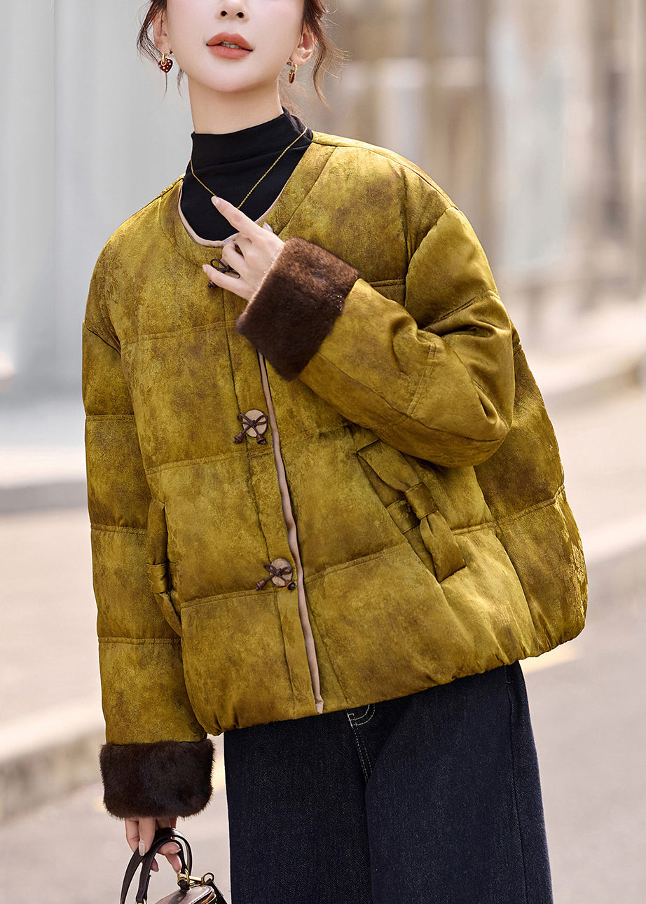 Elegantly Styled Jacket for Everyday Wear