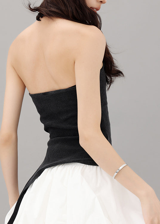 Sophisticated Garment with a Clean Classic Look