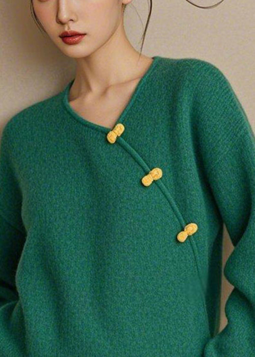 Sophisticated Sweater with a Clean Classic Look