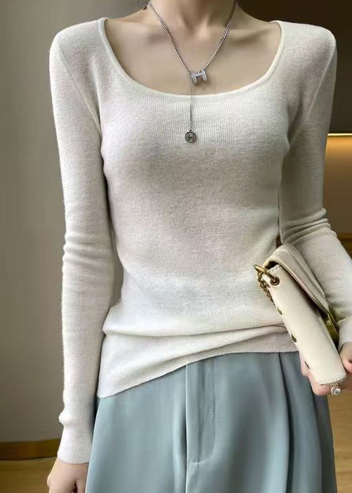 A Vintage Style Top with Delicate Timeless Details