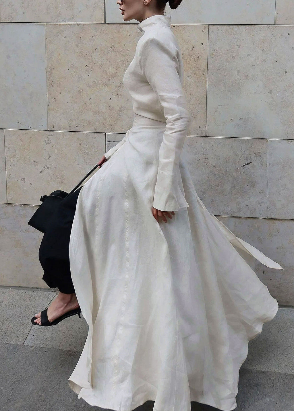 Effortlessly Elegant Dress with a Timeless Design