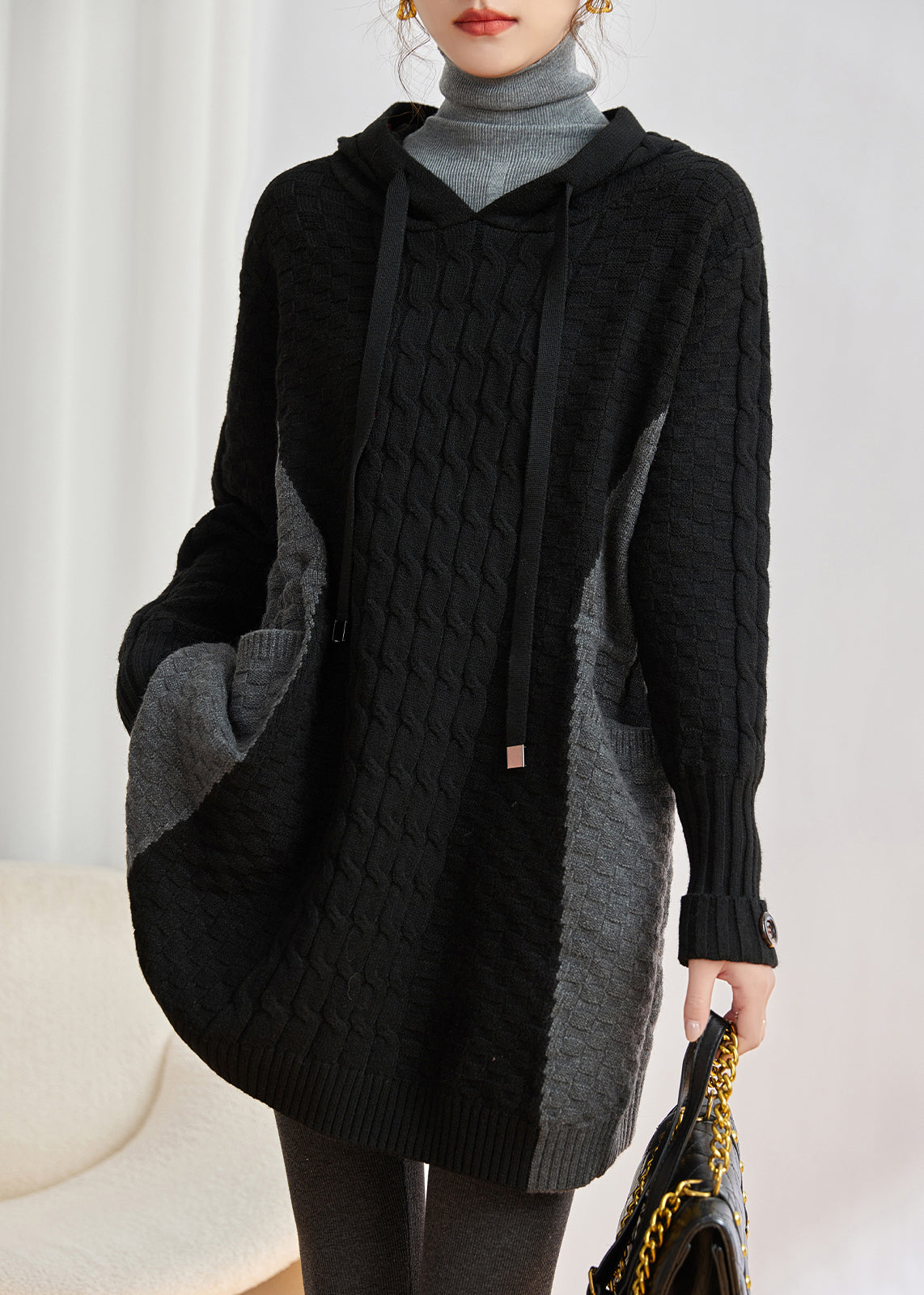 Elegantly Styled Pullover for Everyday Wear