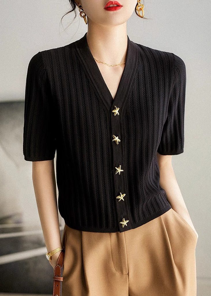Effortlessly Elegant Shirt with a Timeless Design