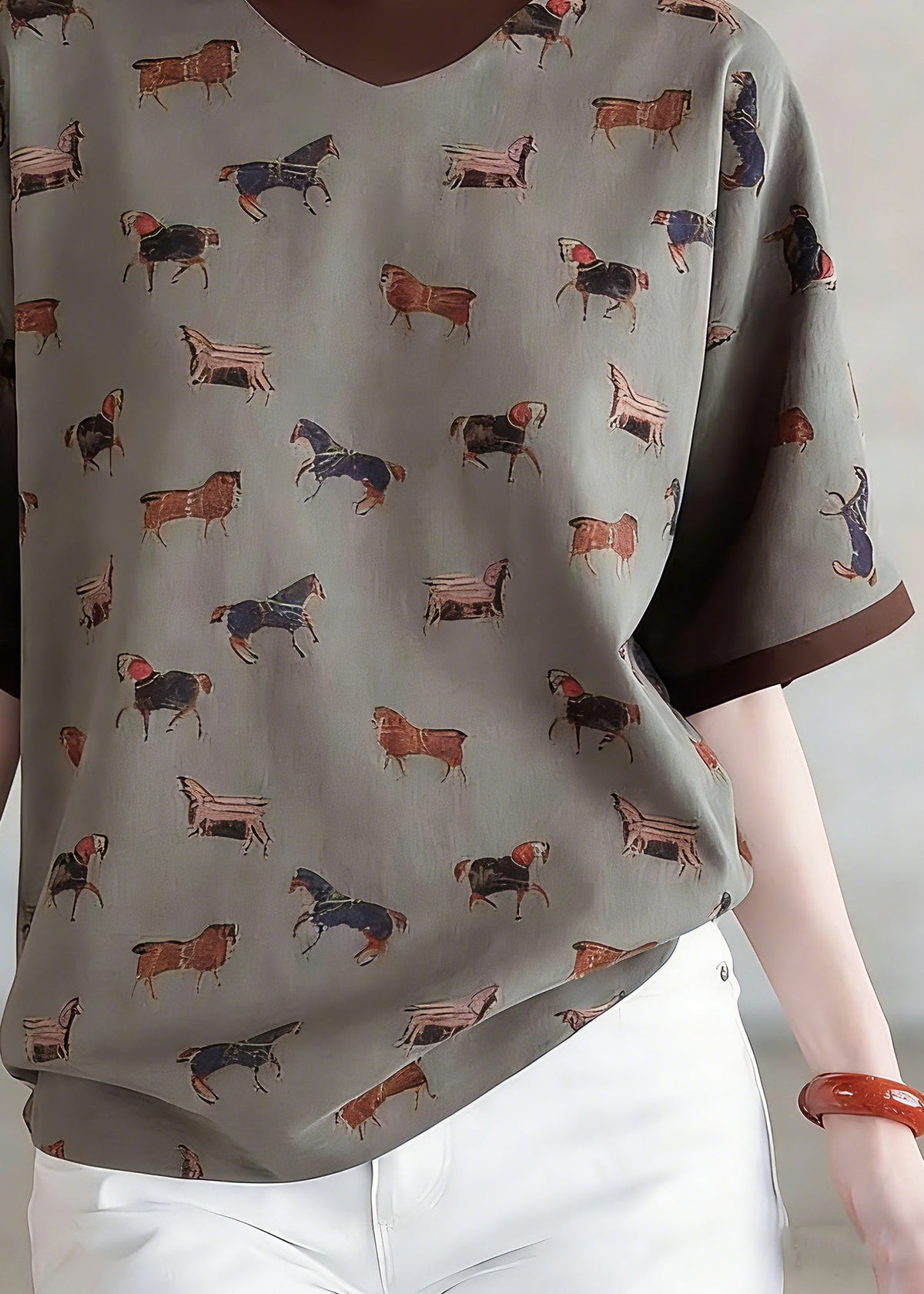 Classic Vintage & Enduringly Stylish Top