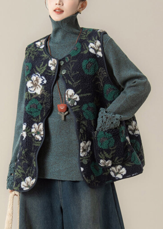 Classic Vintage Coat with a Flattering Fit