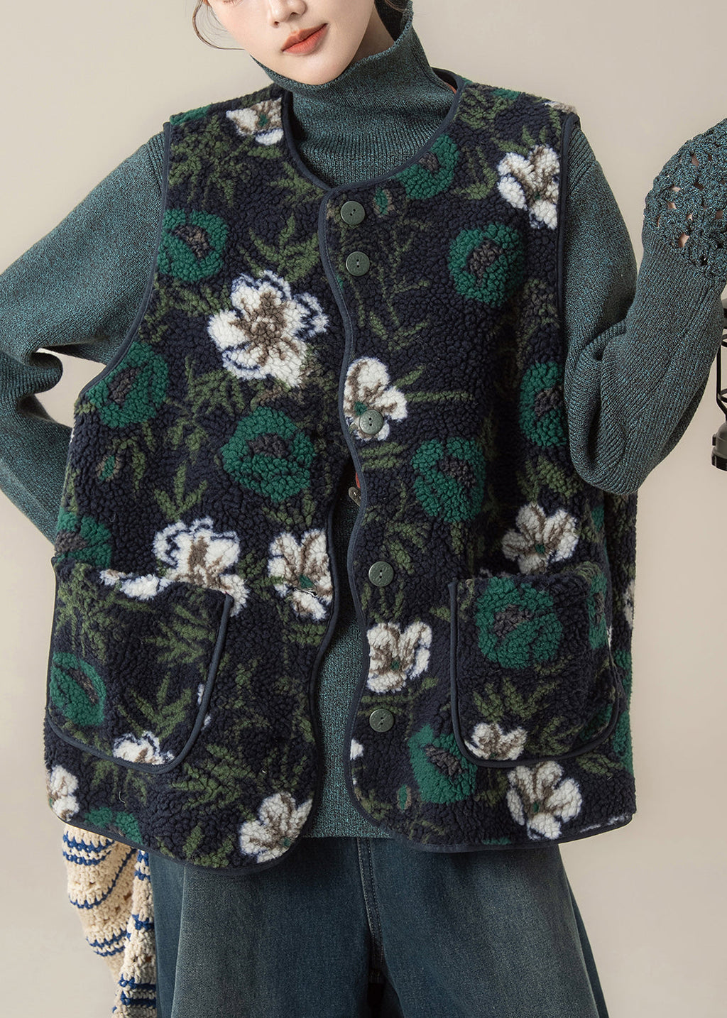 Gracefully Styled Coat for Any Occasion