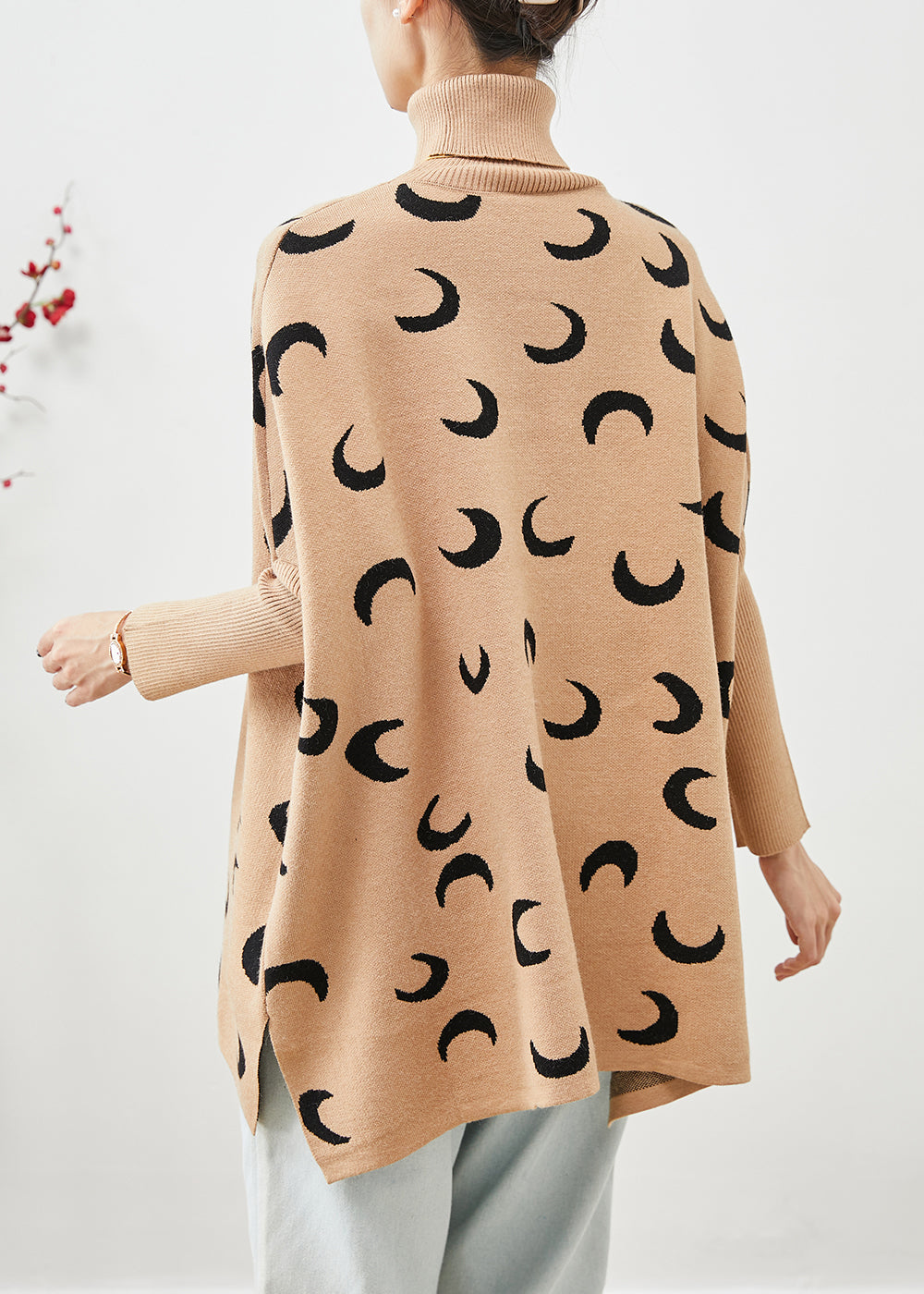 Beautifully Finished Sweater in a Timeless Design