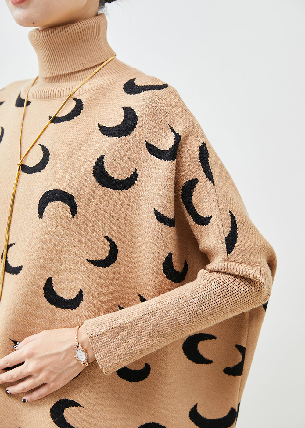 Beautifully Finished Sweater in a Timeless Design