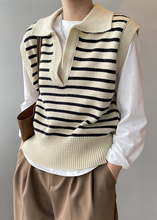 A Vintage Style Top with Delicate Timeless Details