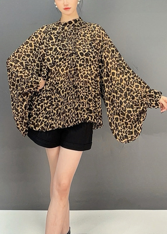 Effortlessly Elegant Blouse with a Timeless Design