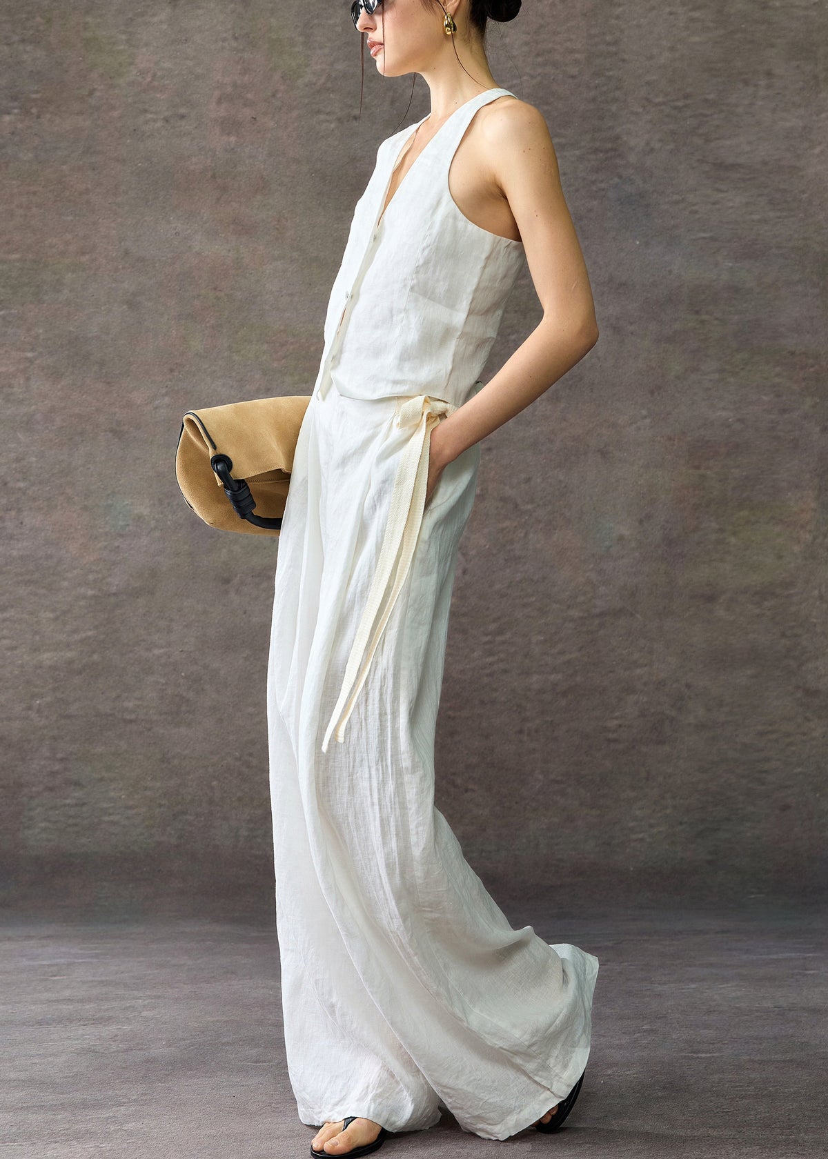 Gracefully Styled Pants for Any Occasion