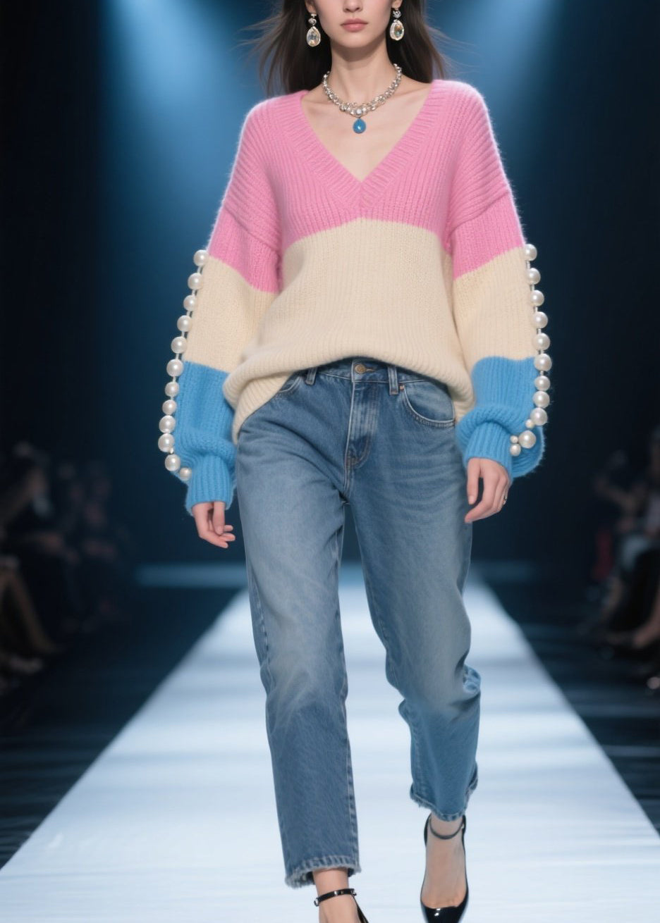Classic Vintage Sweater with a Flattering Fit