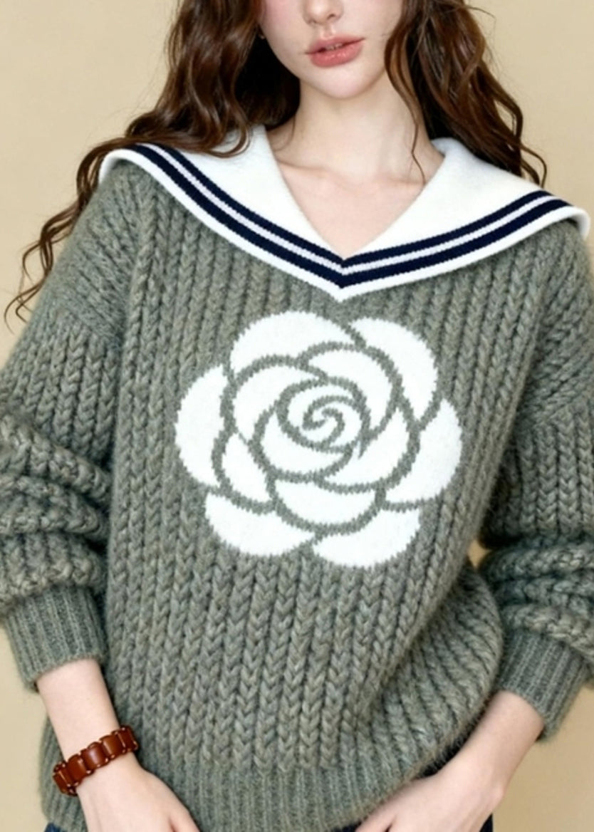 Beautifully Finished Sweater in a Timeless Design