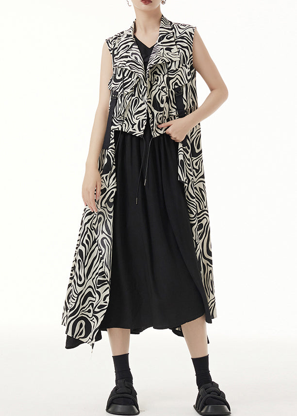 Well Tailored Coat with a Graceful Silhouette
