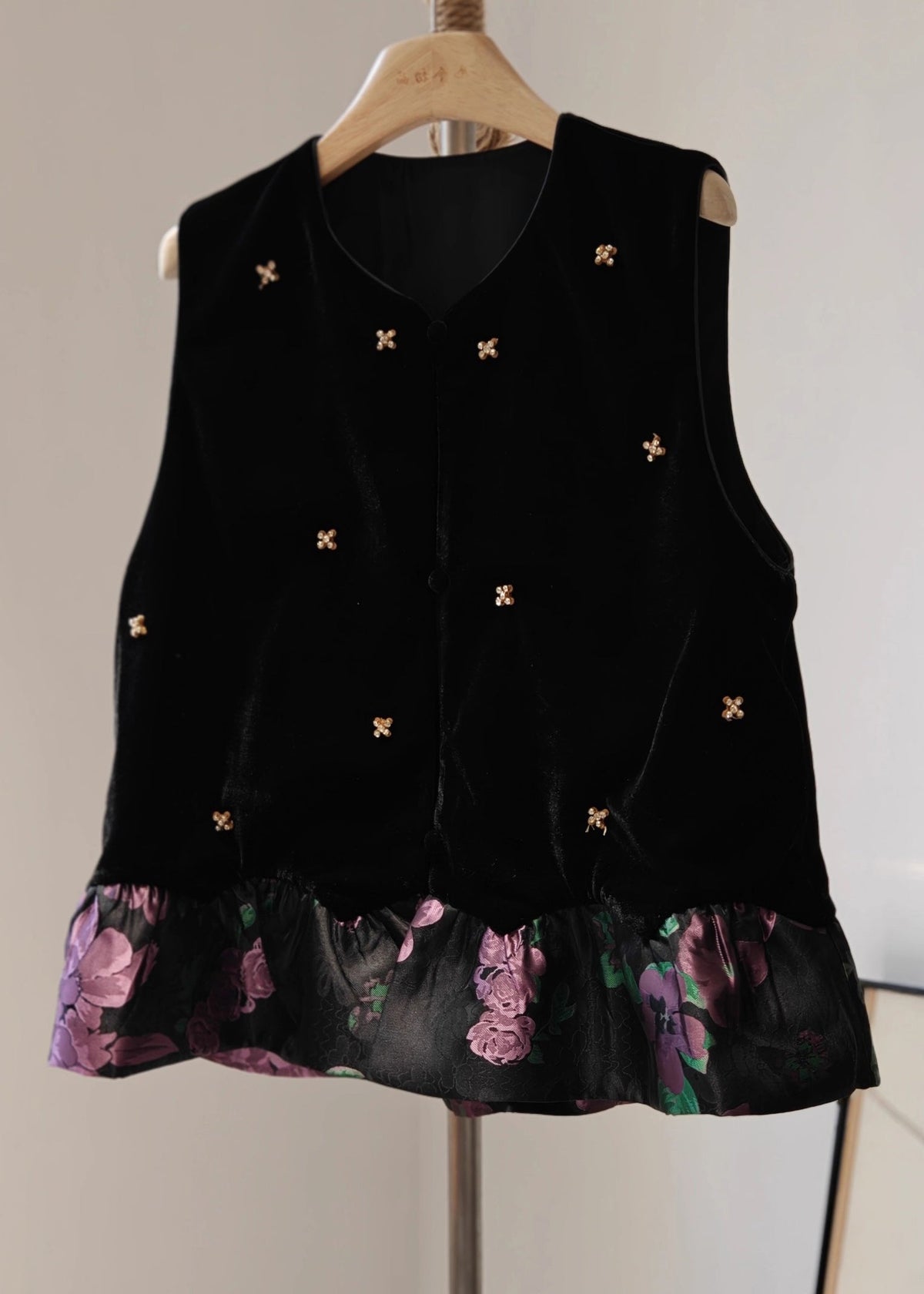 Beautifully Crafted Coat in a Classic Style