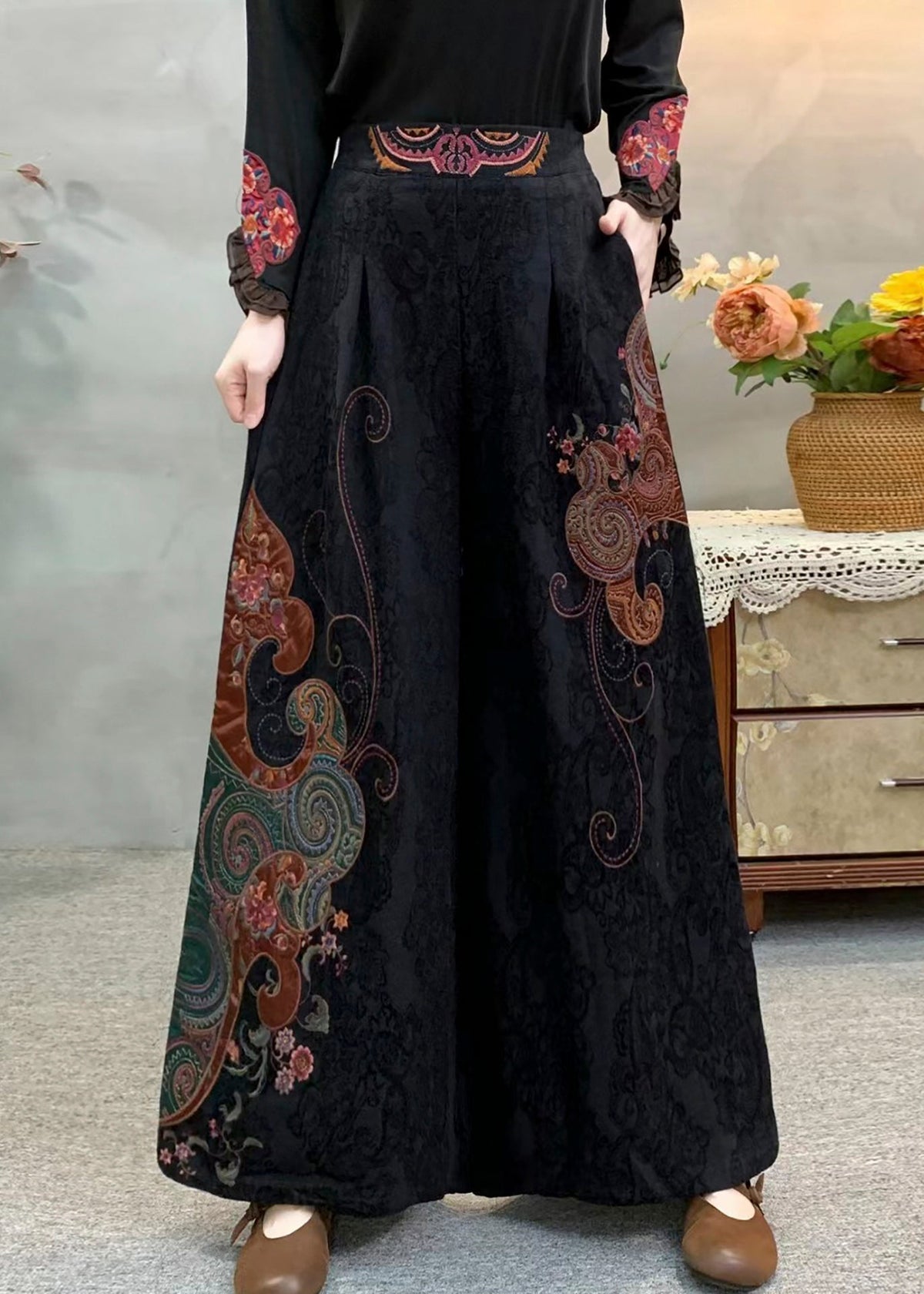 Classic Vintage Pants with a Flattering Fit