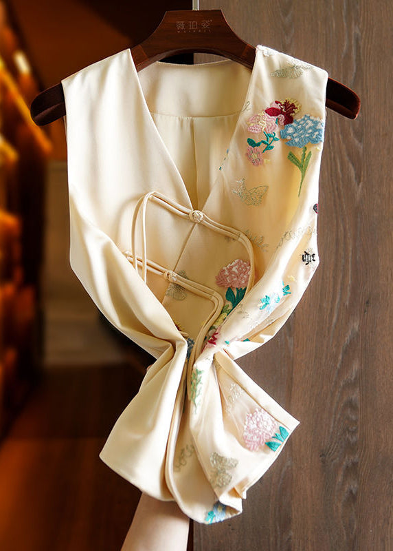A Vintage Style Coat with Delicate Timeless Details