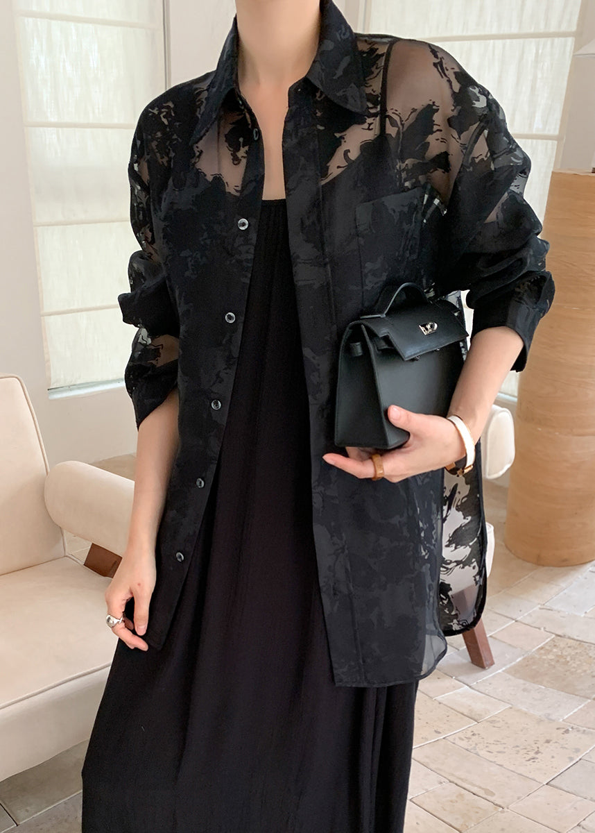 Well Tailored Shirt with a Graceful Silhouette