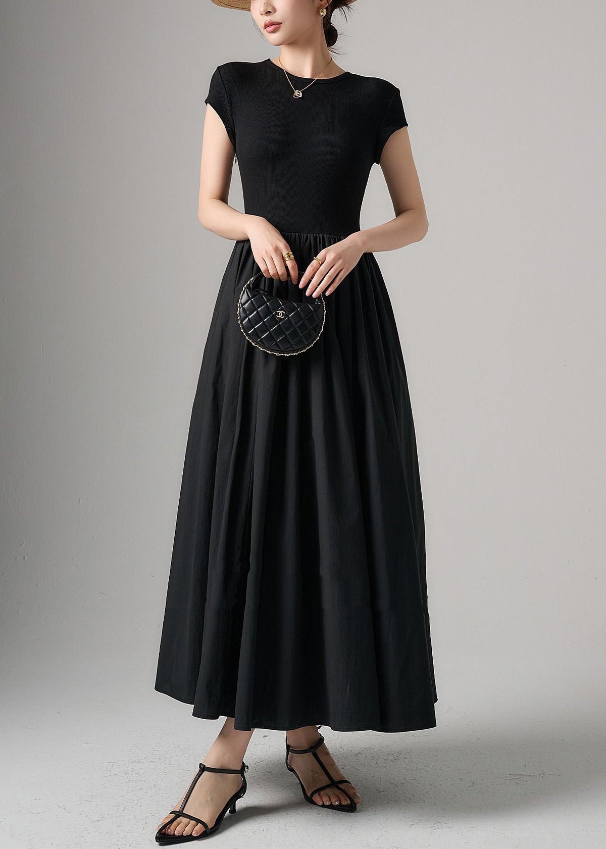 Classic Vintage & Enduringly Stylish Dress