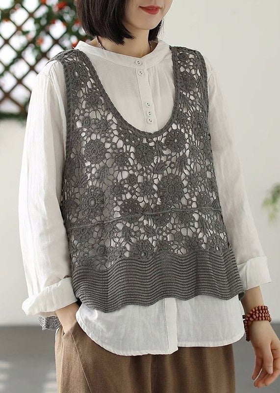 Beautifully Finished Coat in a Timeless Design