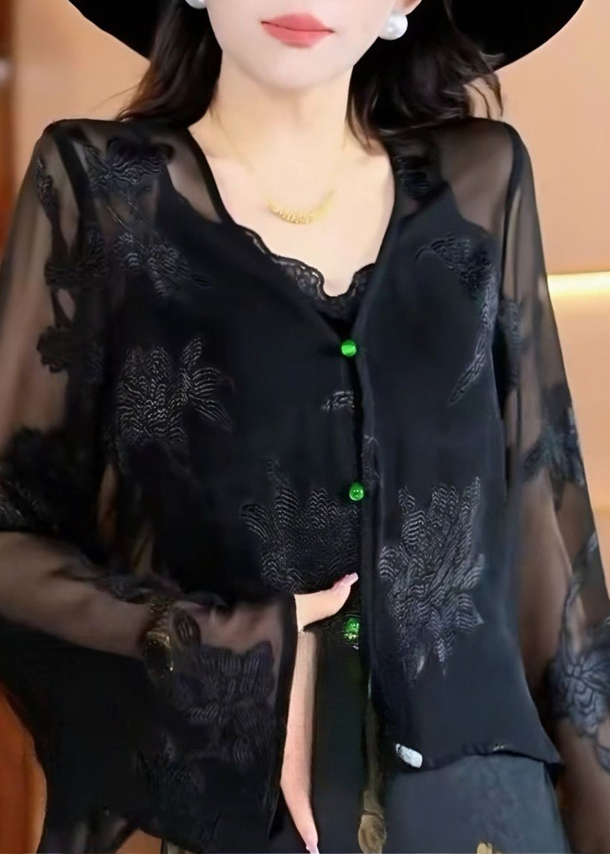 Beautifully Finished Top in a Timeless Design