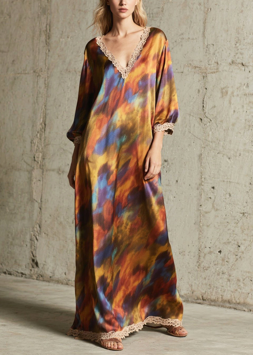 Classic Vintage & Enduringly Stylish Dress