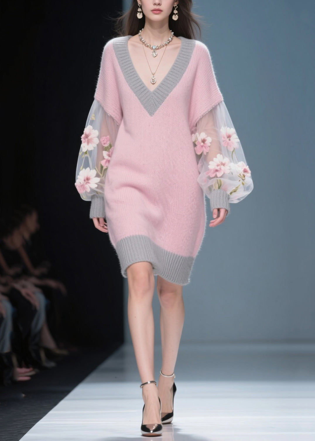 Well Tailored Sweater with a Graceful Silhouette