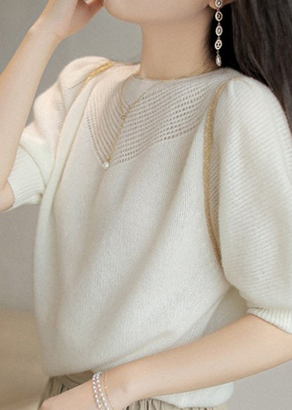 Well Tailored Sweater with a Graceful Silhouette