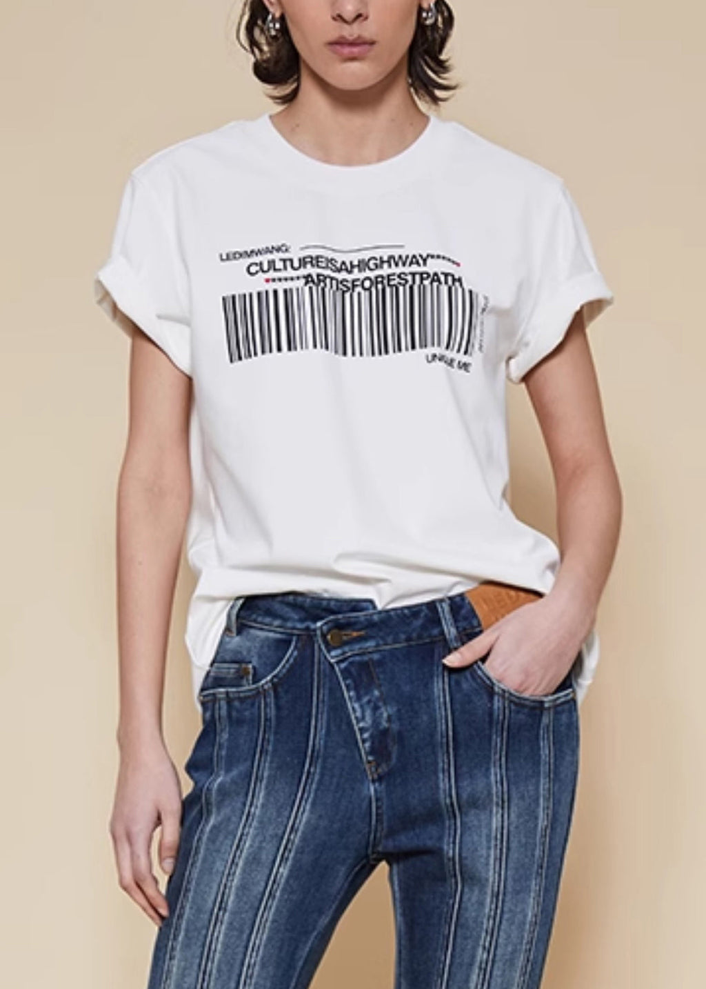 Effortlessly Elegant Shirt with a Timeless Design