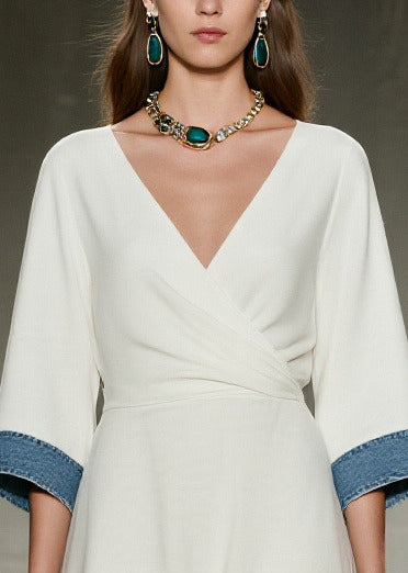 Well Tailored Dress with a Graceful Silhouette