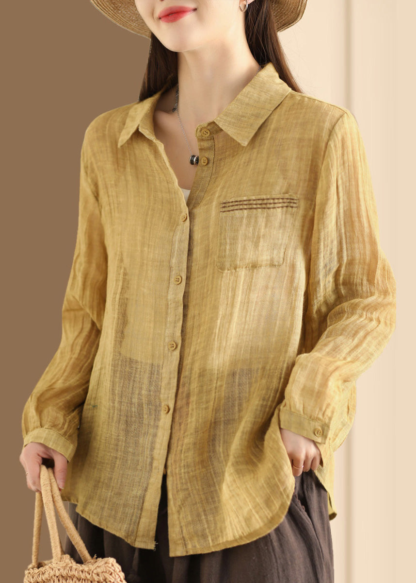 Classic Vintage Blouse with a Flattering Fit