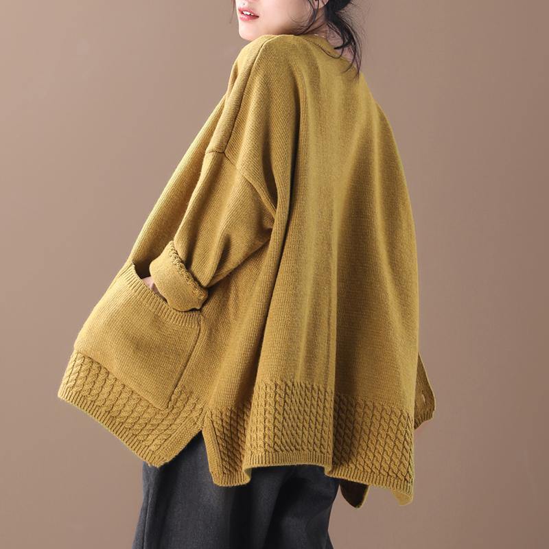 Effortlessly Elegant Cardigan with a Timeless Design