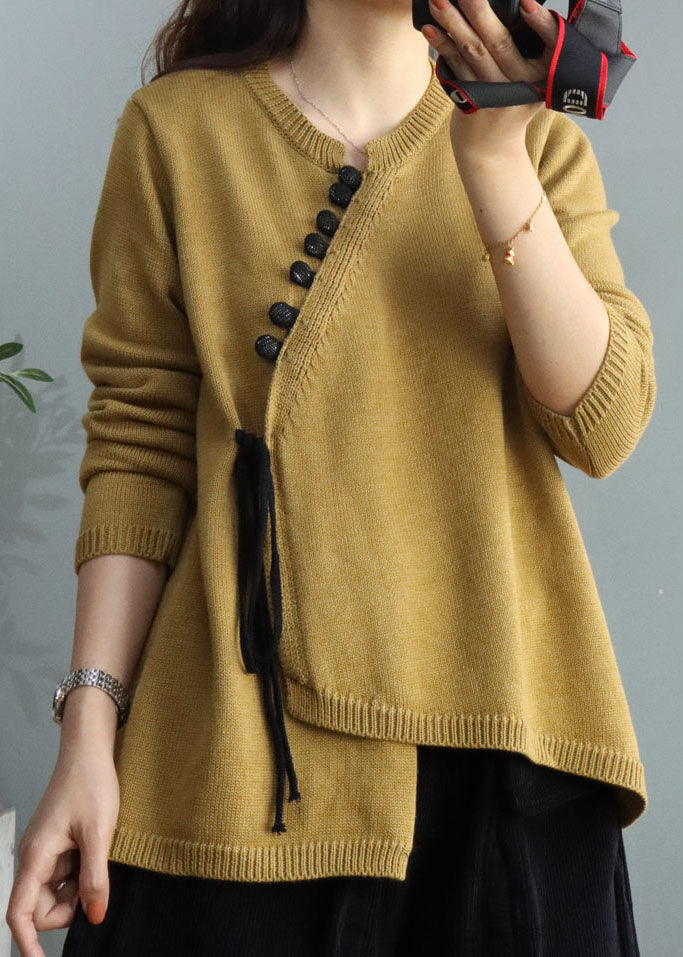 Beautifully Crafted Top in a Classic Style